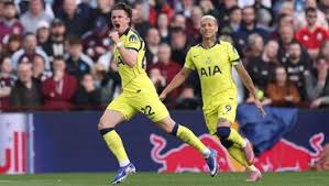 Tottenham Hotspur beseiret Aston Villa 2-1 på bortebane.